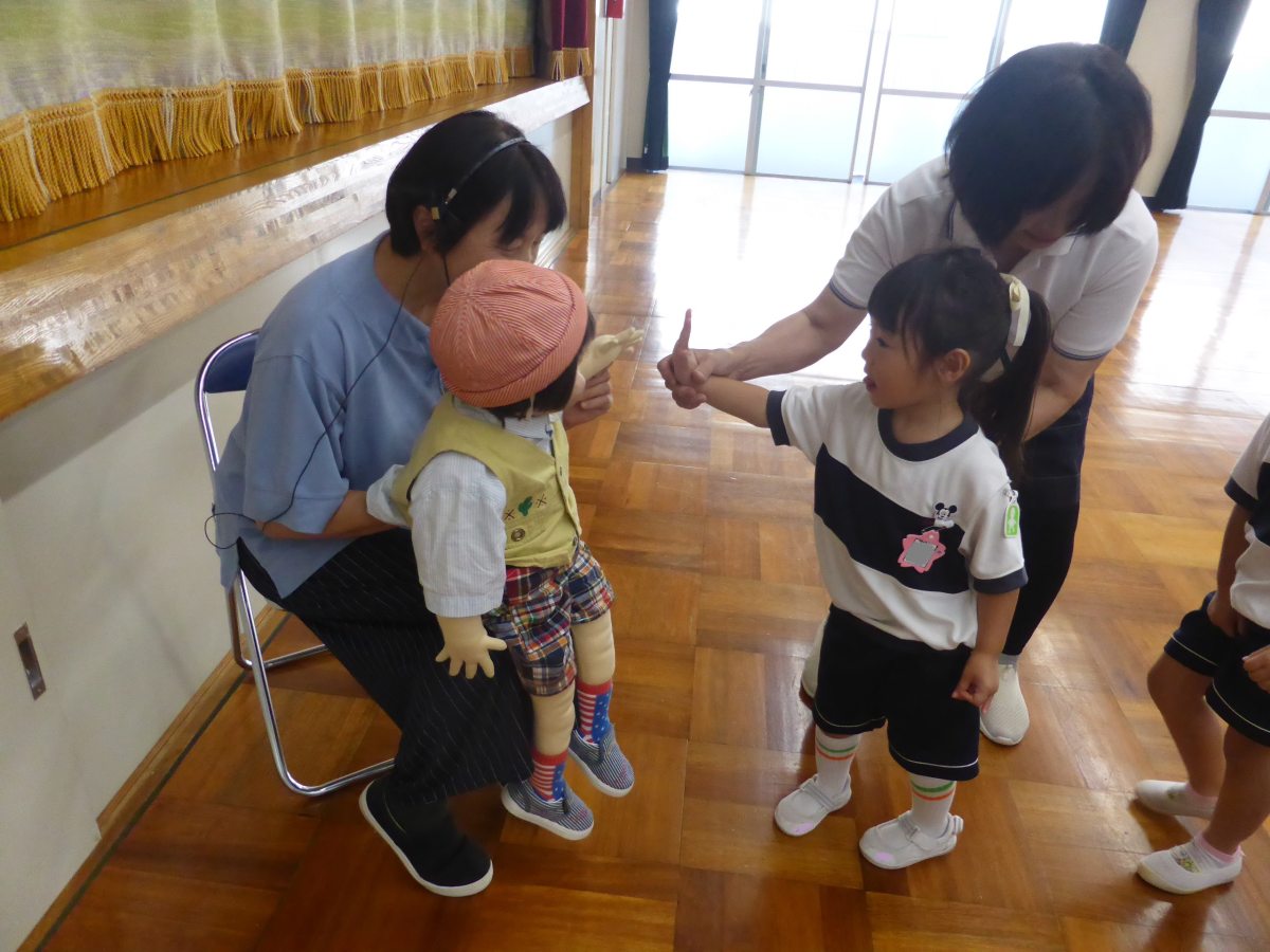 腹話術の『かんちゃん』が来てくれました