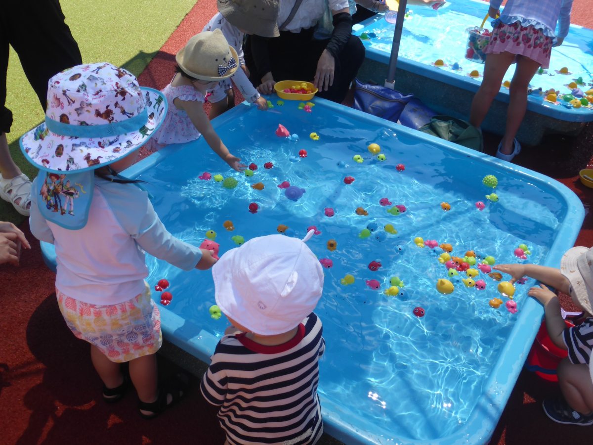 遊びの会「水遊び」