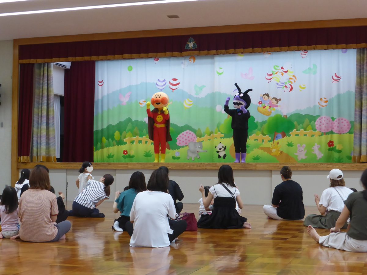 遊びの会「キッズ・ヨガ」