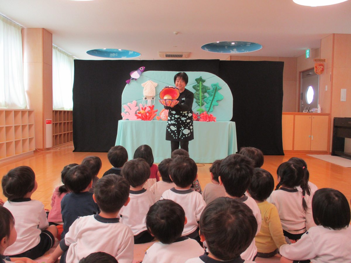 人形劇 わにこさん(乳児部)