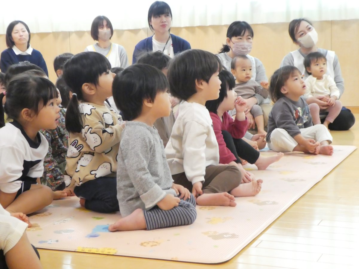 人形劇 わにこさん(乳児部)