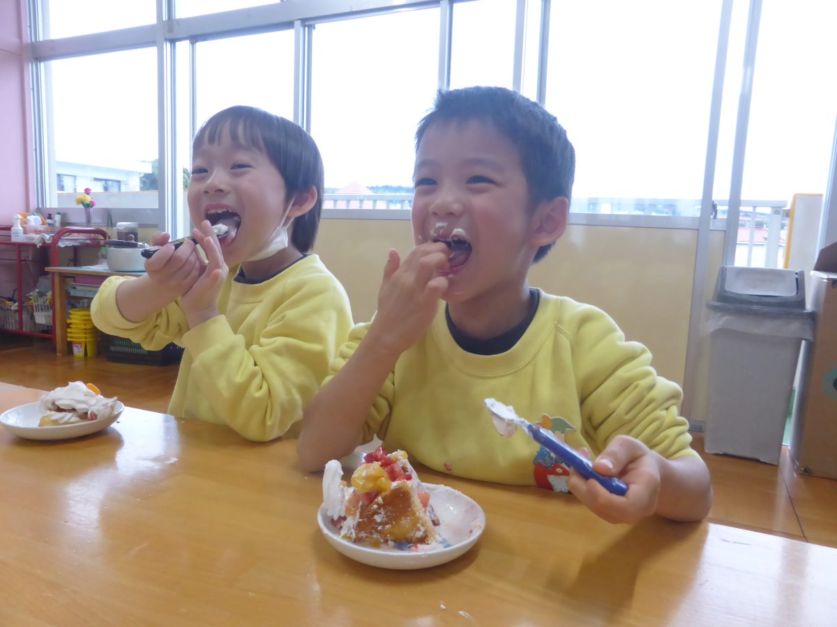 クリスマスケーキ作り（年長）