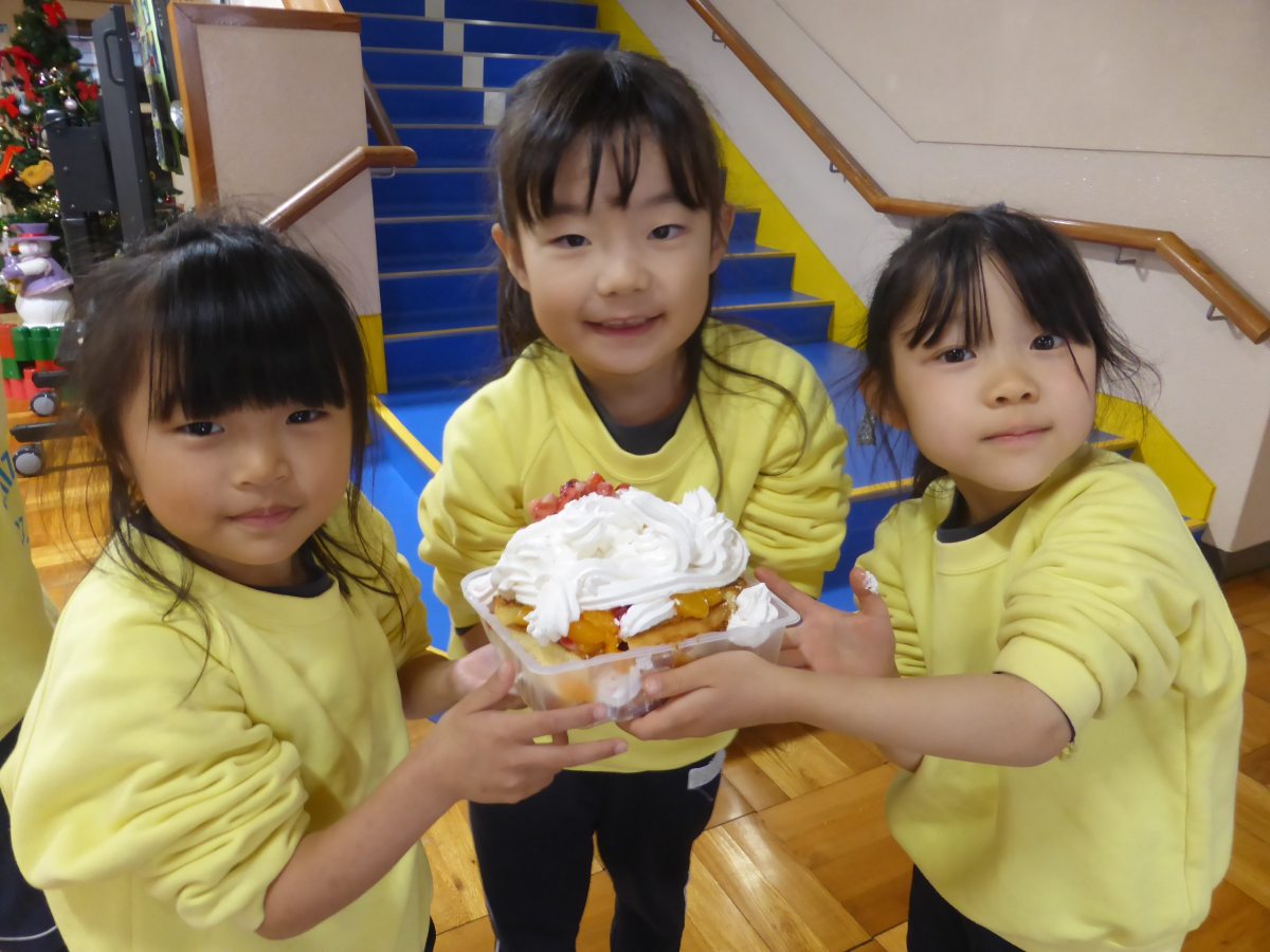 クリスマスケーキ作り（年長）