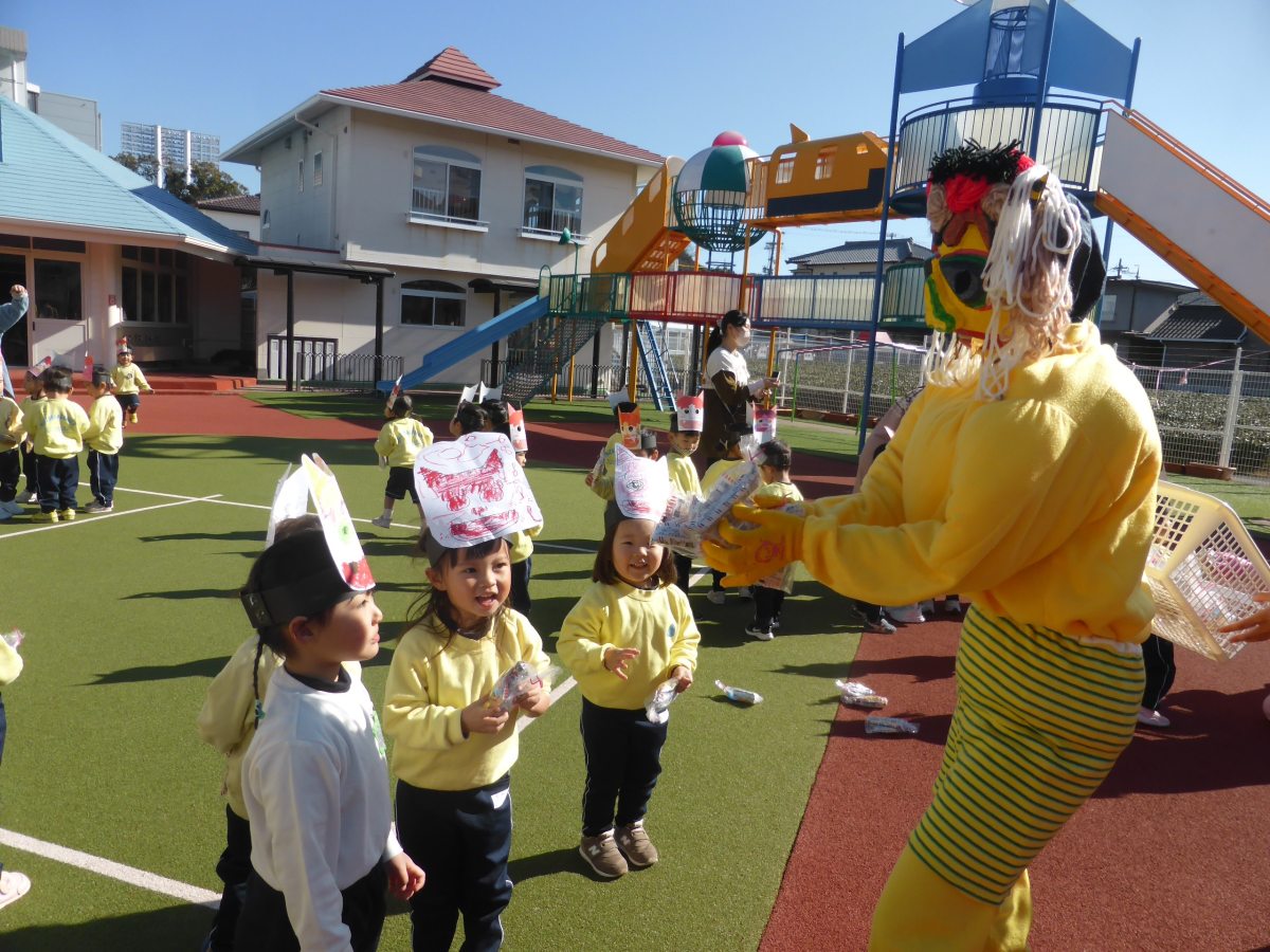 福を呼ぶ、ハッピー豆まき