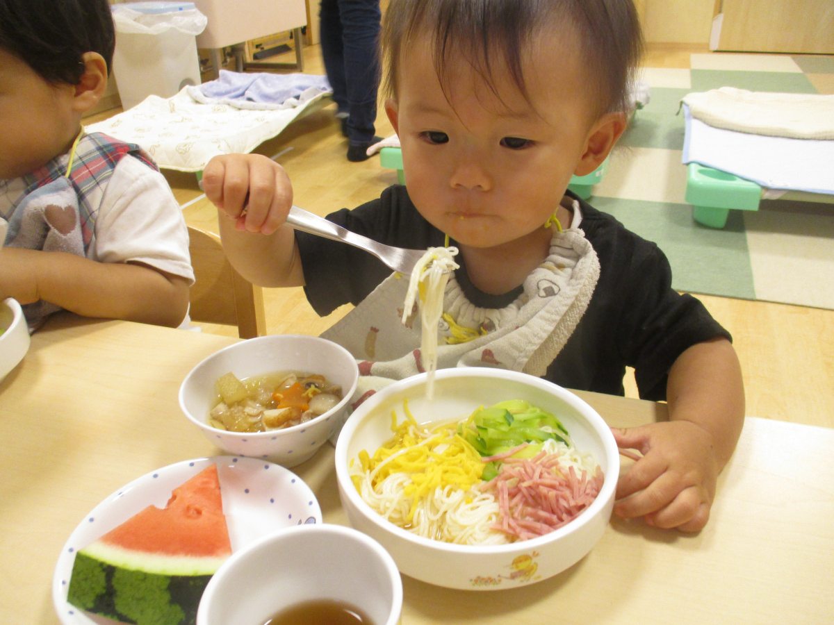 給食の様子
